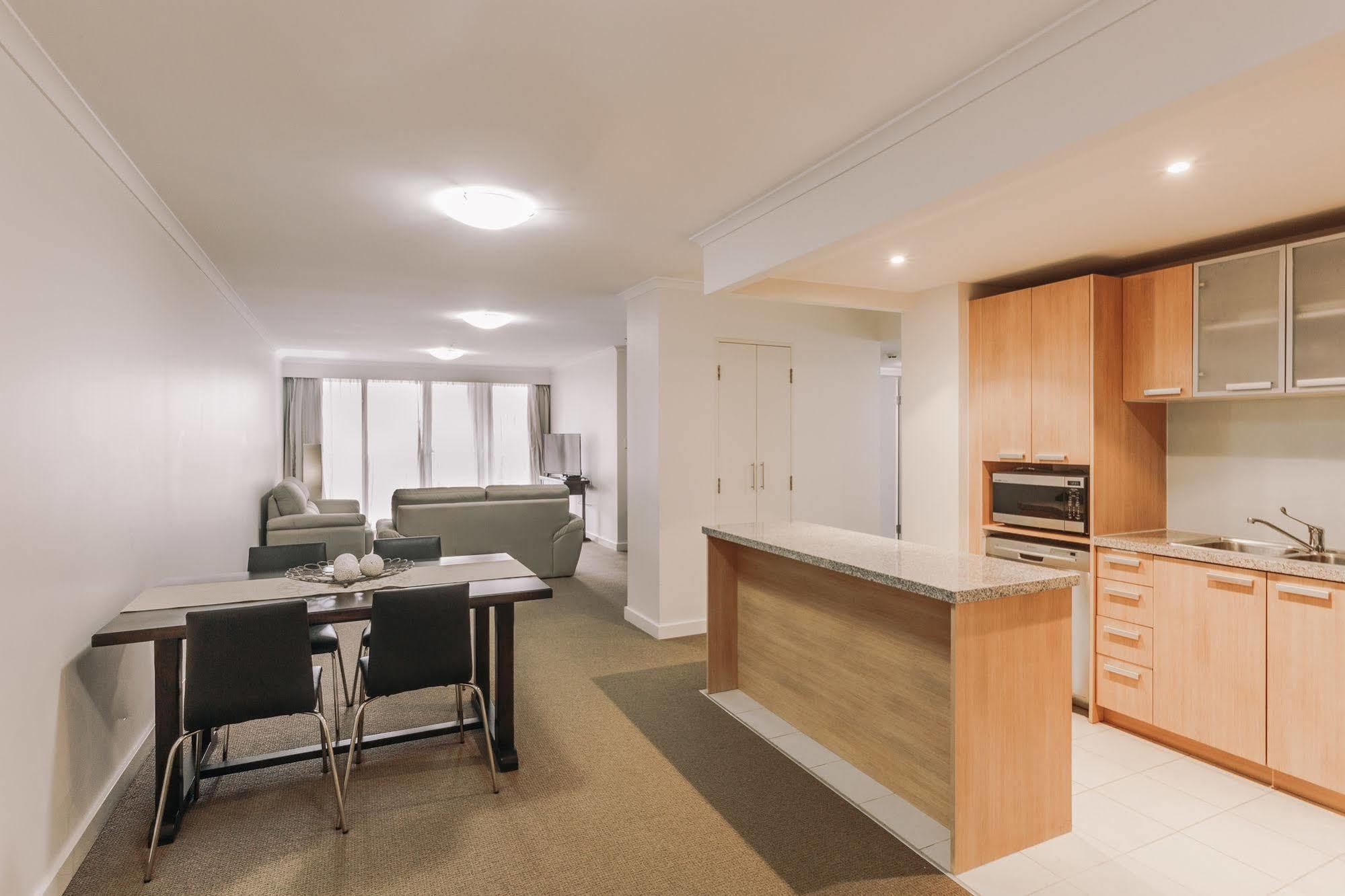Newcastle Central Plaza Apartment Hotel Official Dış mekan fotoğraf